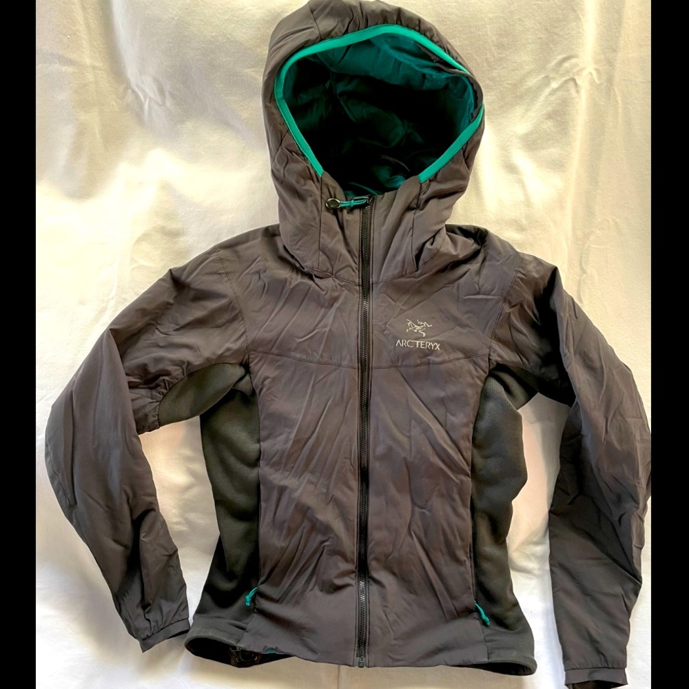 Arc’teryx ATOM SL HOODY- Size S- Womens